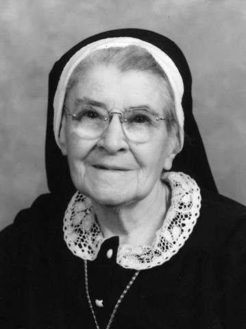 1576_Ottilia_Gross.jpg